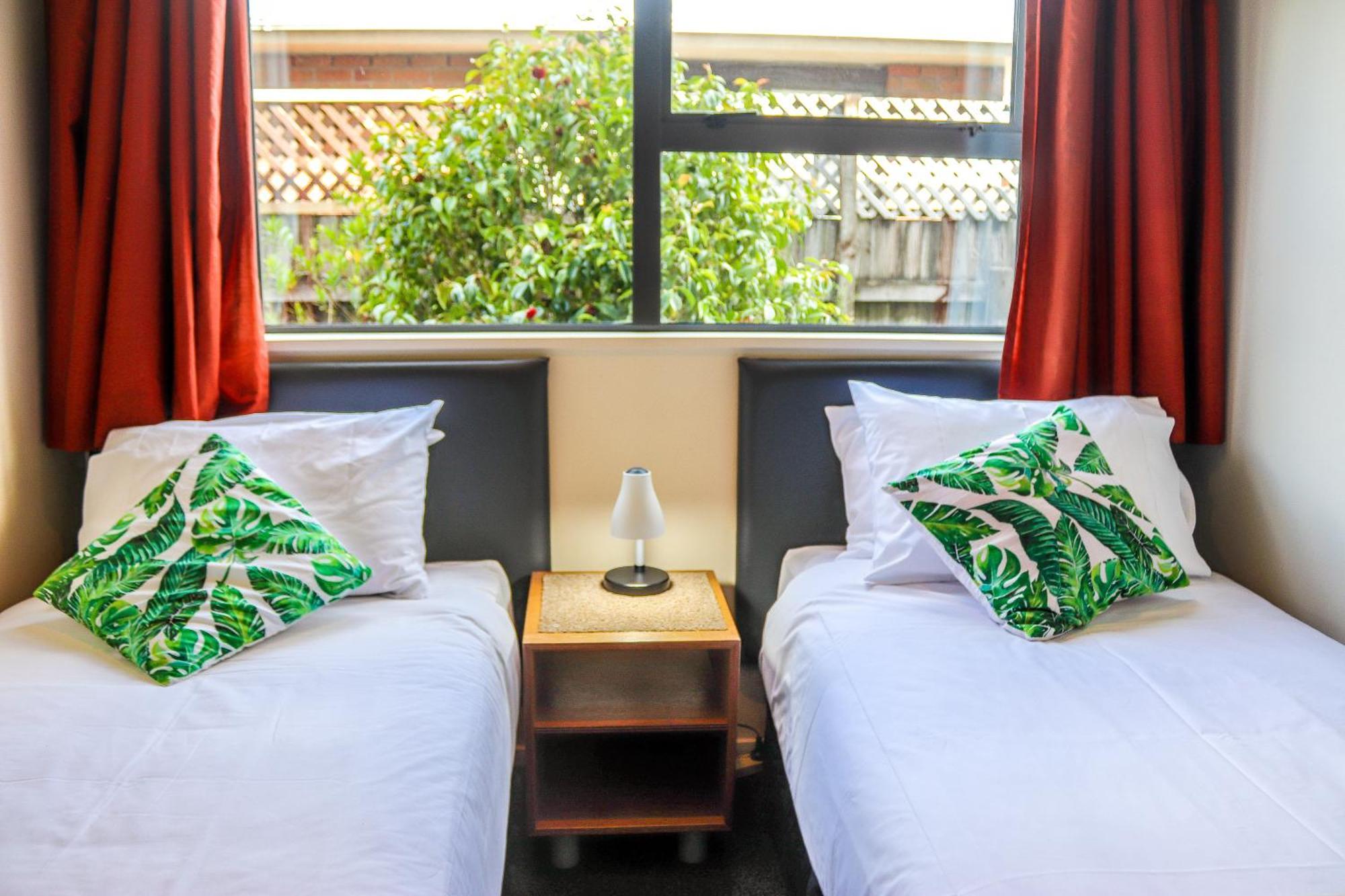 Coleraine Suites & Apartments Греймут Экстерьер фото