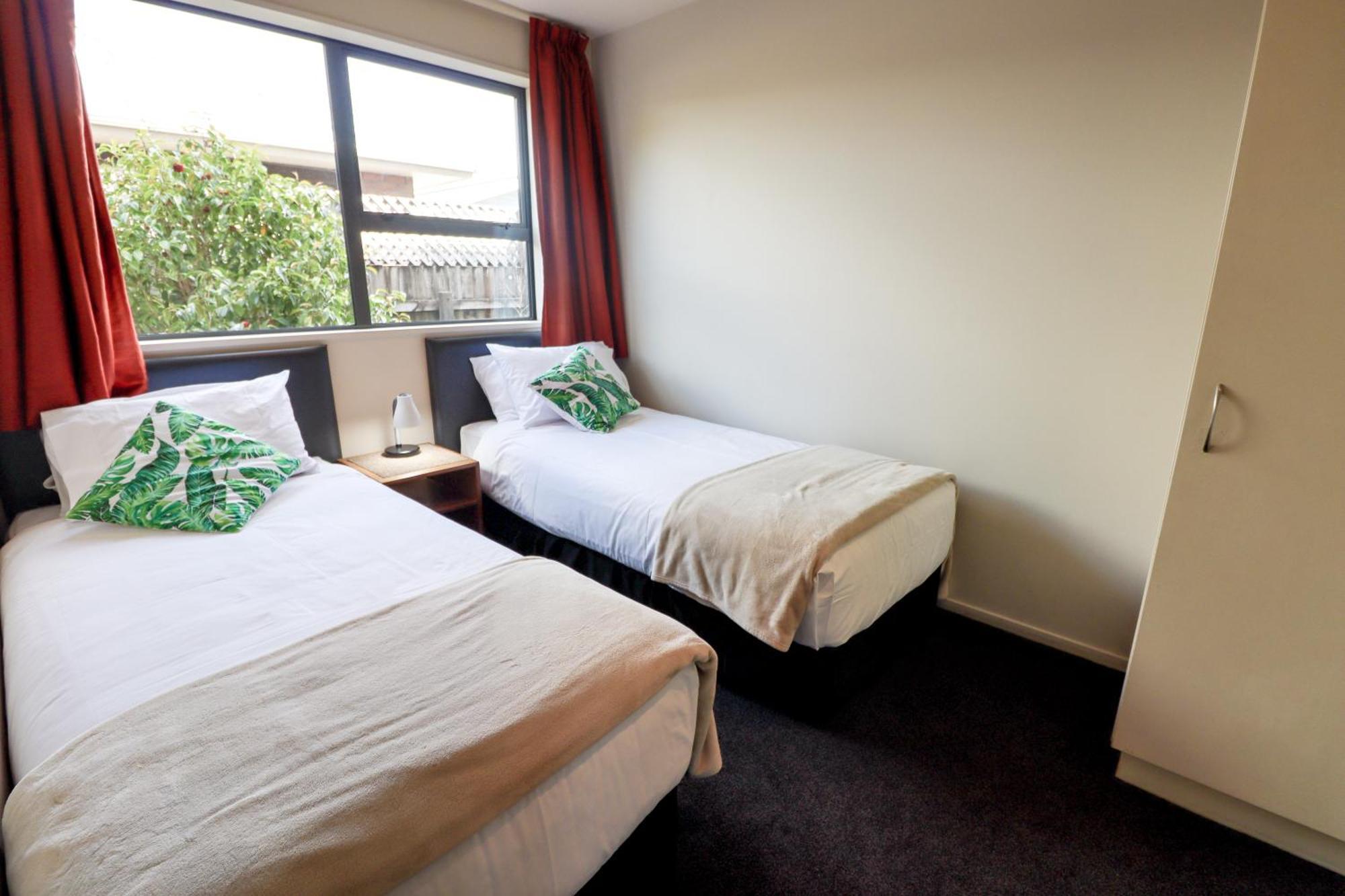 Coleraine Suites & Apartments Греймут Экстерьер фото
