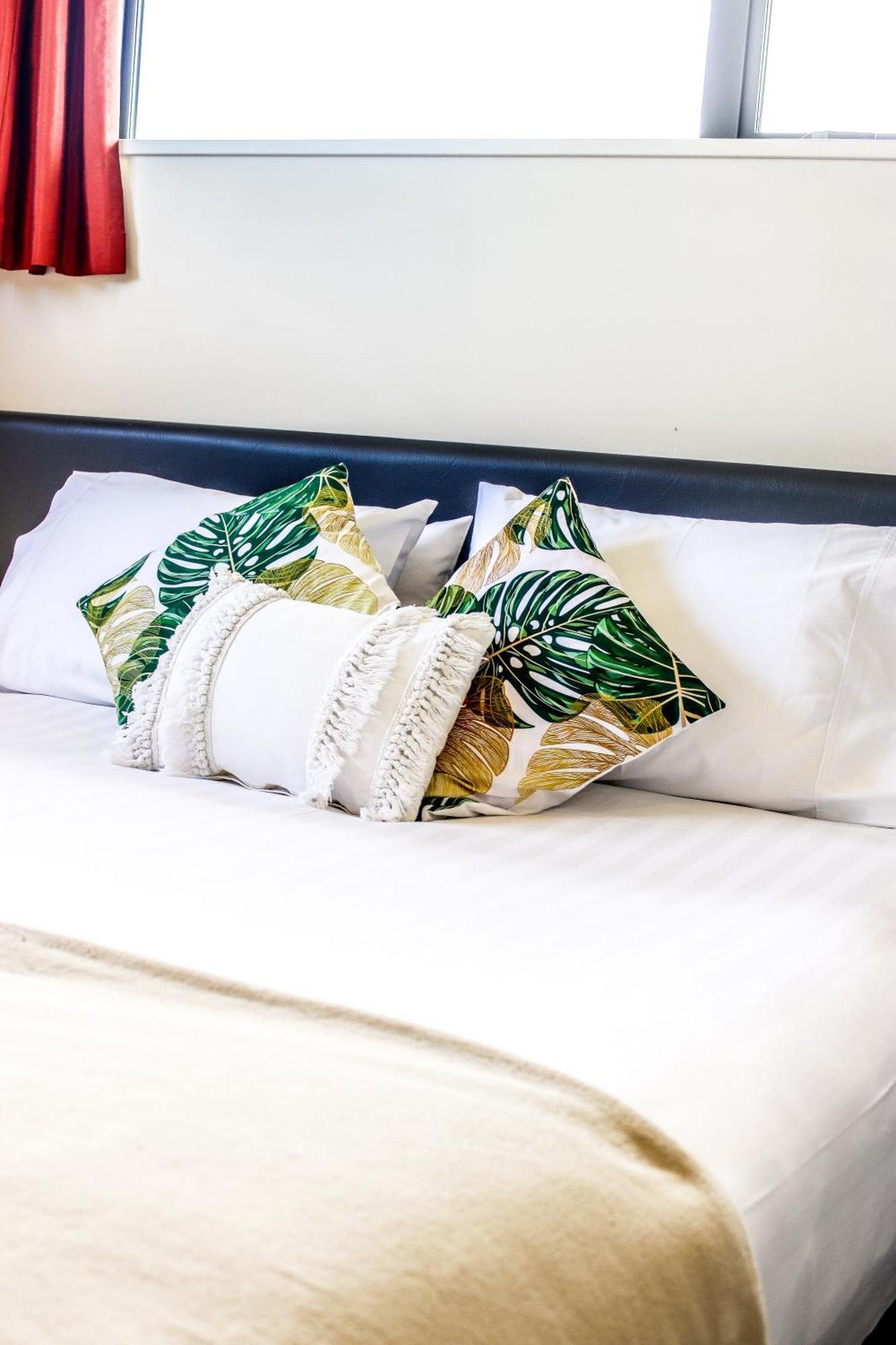 Coleraine Suites & Apartments Греймут Экстерьер фото